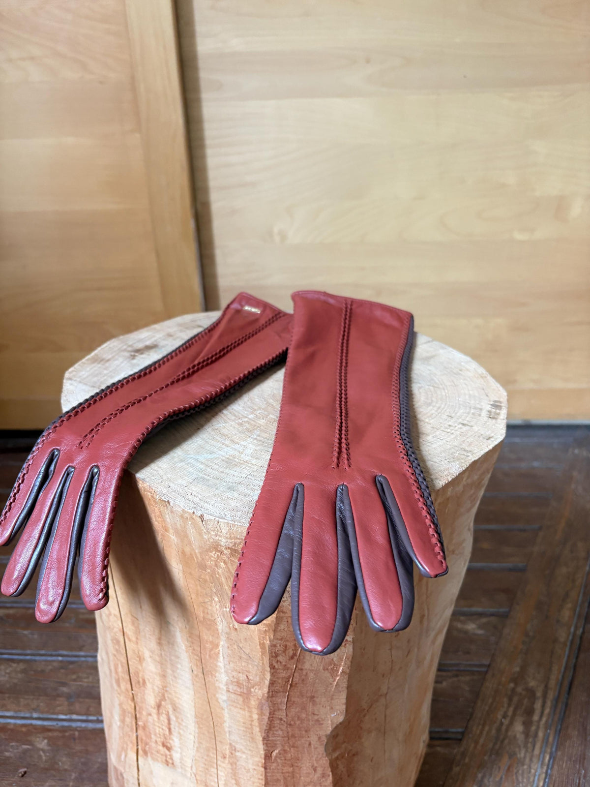 Vintage Long Leather Women's Gloves, Luxury Sheepskin Gloves, Opera Length winter Gloves,  Size M