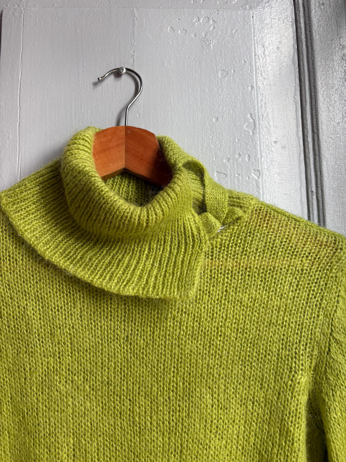 Sisley Lime Green Mohair Blend Turtleneck Sweater, Made in Italy, Y2K Fitted Knit, Pistachio Green Jumper