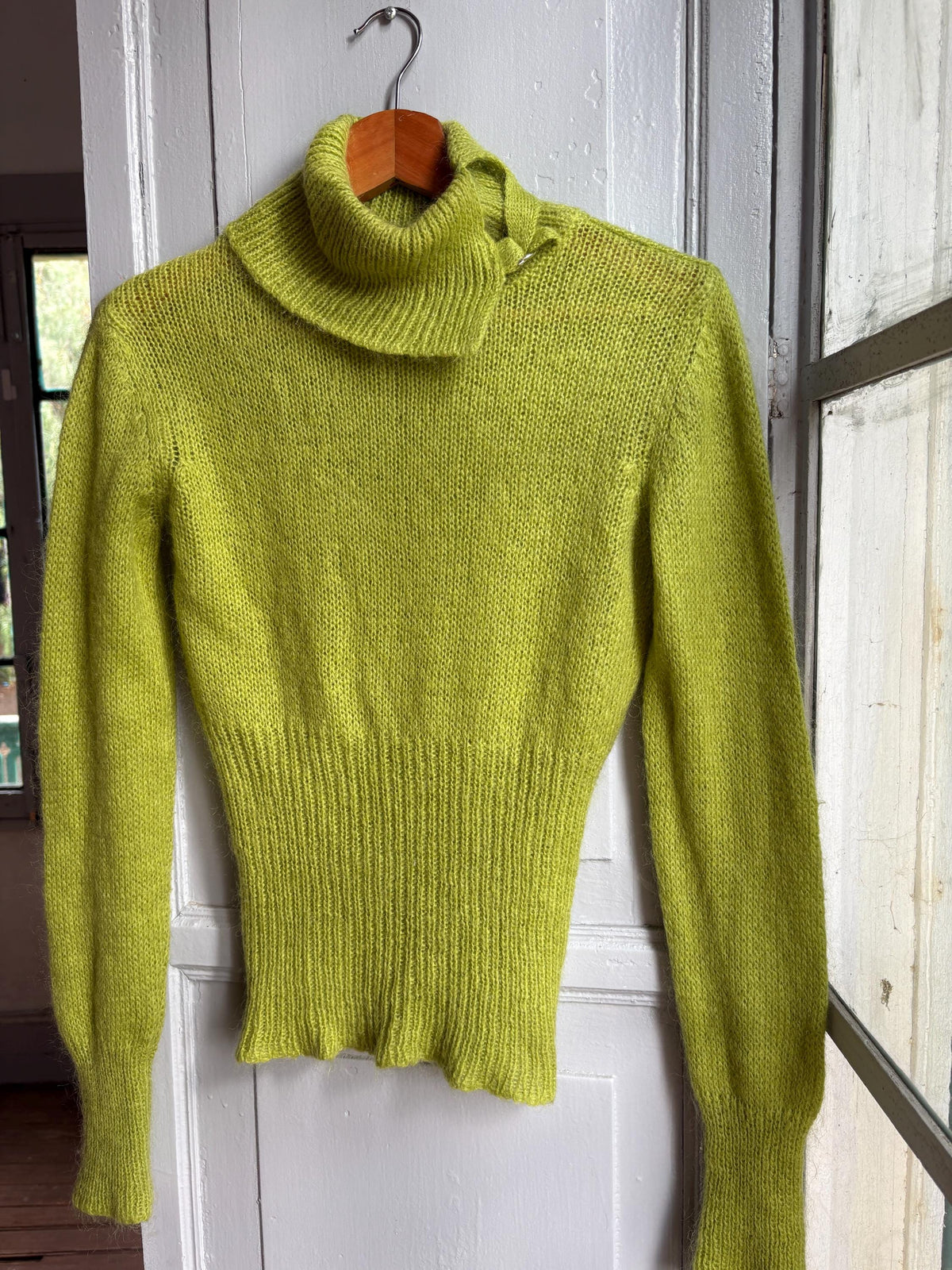 Sisley Lime Green Mohair Blend Turtleneck Sweater, Made in Italy, Y2K Fitted Knit, Pistachio Green Jumper