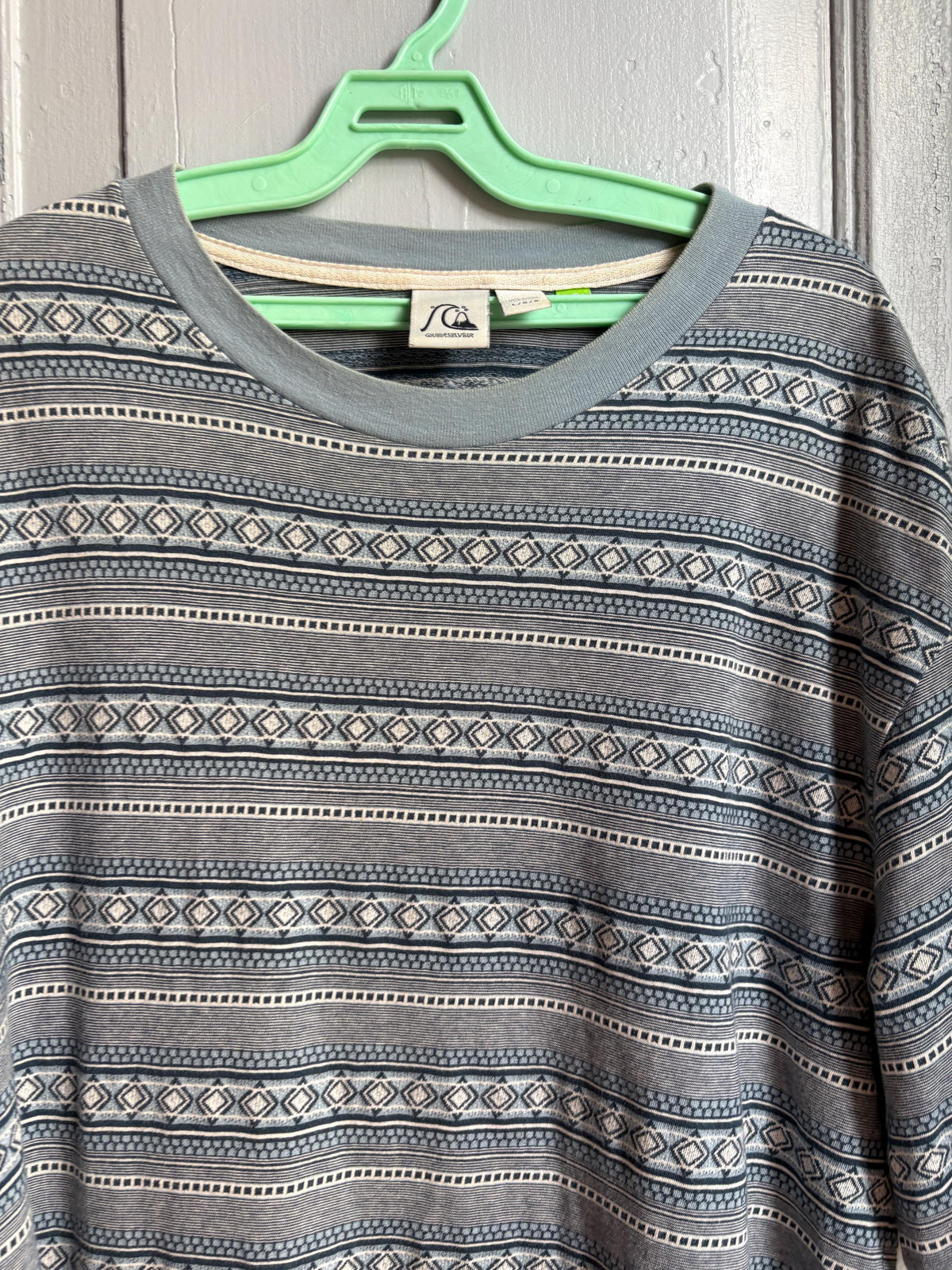 Vintage Quiksilver Tribal Stripe T Shirt, Men's Surf Tee, Festival Shirt, Y2K Skate T Shirt, Size L