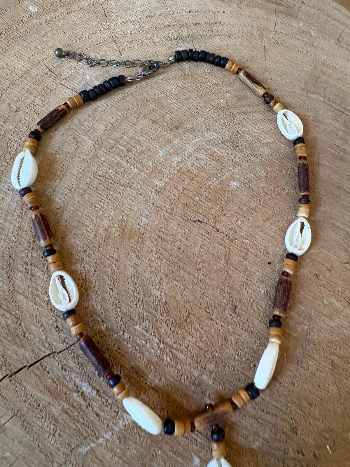 Vintage Cowrie Shell Necklace, Beach Boho Necklace, Hawaiian Style Shell Pendant, Surfer Jewelry, Festival Necklace, Unisex Summer Accessory