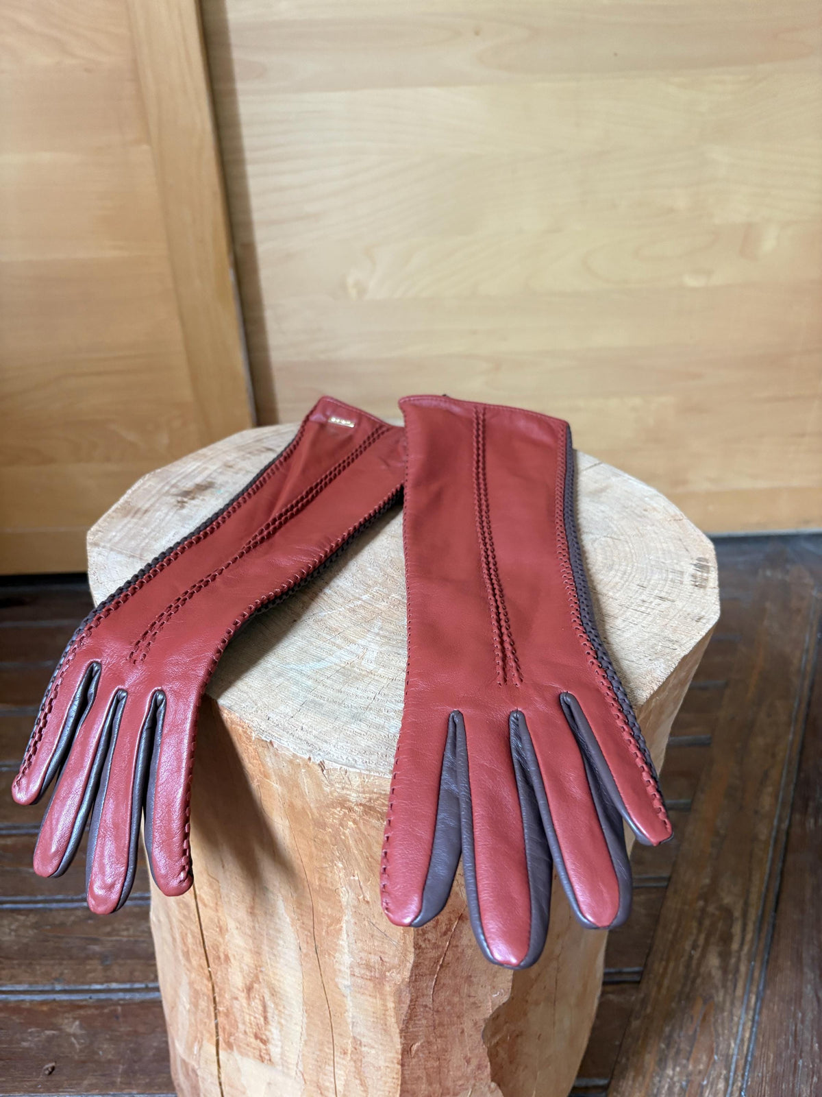Vintage Long Leather Women's Gloves, Luxury Sheepskin Gloves, Opera Length winter Gloves,  Size M