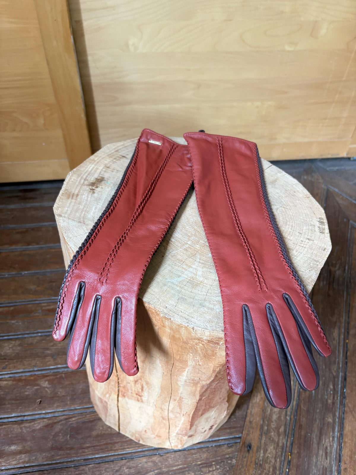 Vintage Long Leather Women's Gloves, Luxury Sheepskin Gloves, Opera Length winter Gloves,  Size M