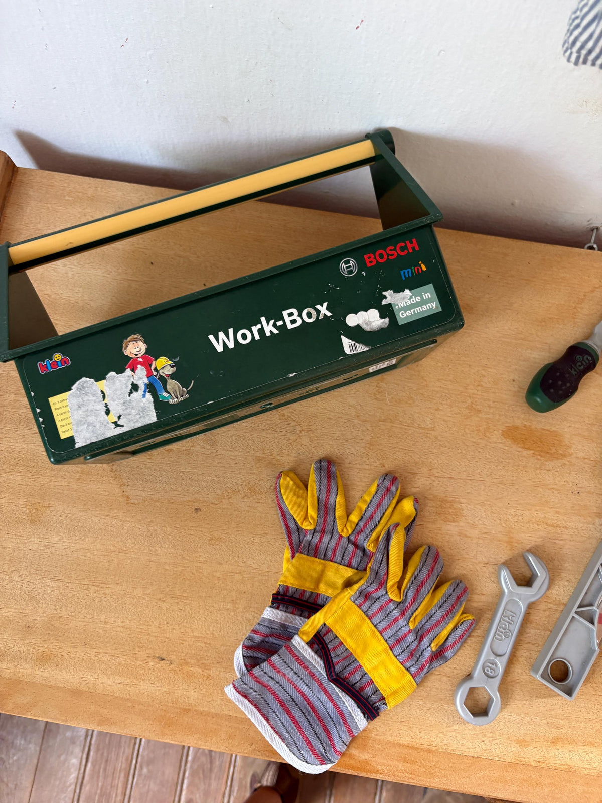 Bosch Klein Kids Workbench Tool Set | Toy Toolbox , Pretend Play Builder Kit | Wooden Workbox | Montessori Style Gift
