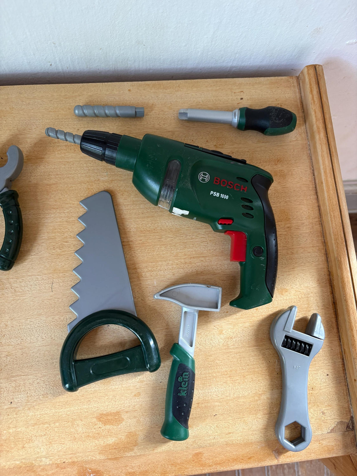 Bosch Klein Kids Workbench Tool Set | Toy Toolbox , Pretend Play Builder Kit | Wooden Workbox | Montessori Style Gift