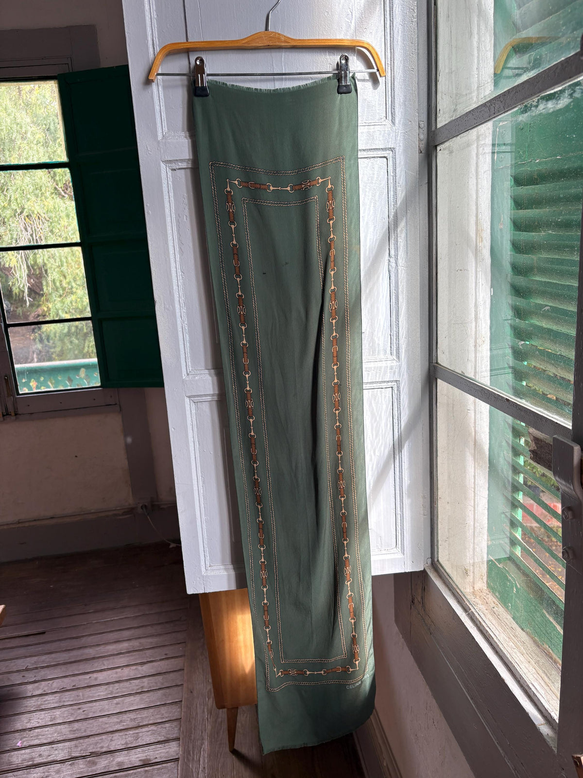 Preloved Designer Foulard , Green Equestrian Scarf | Long Horse Bit & Chain Print Scarf |