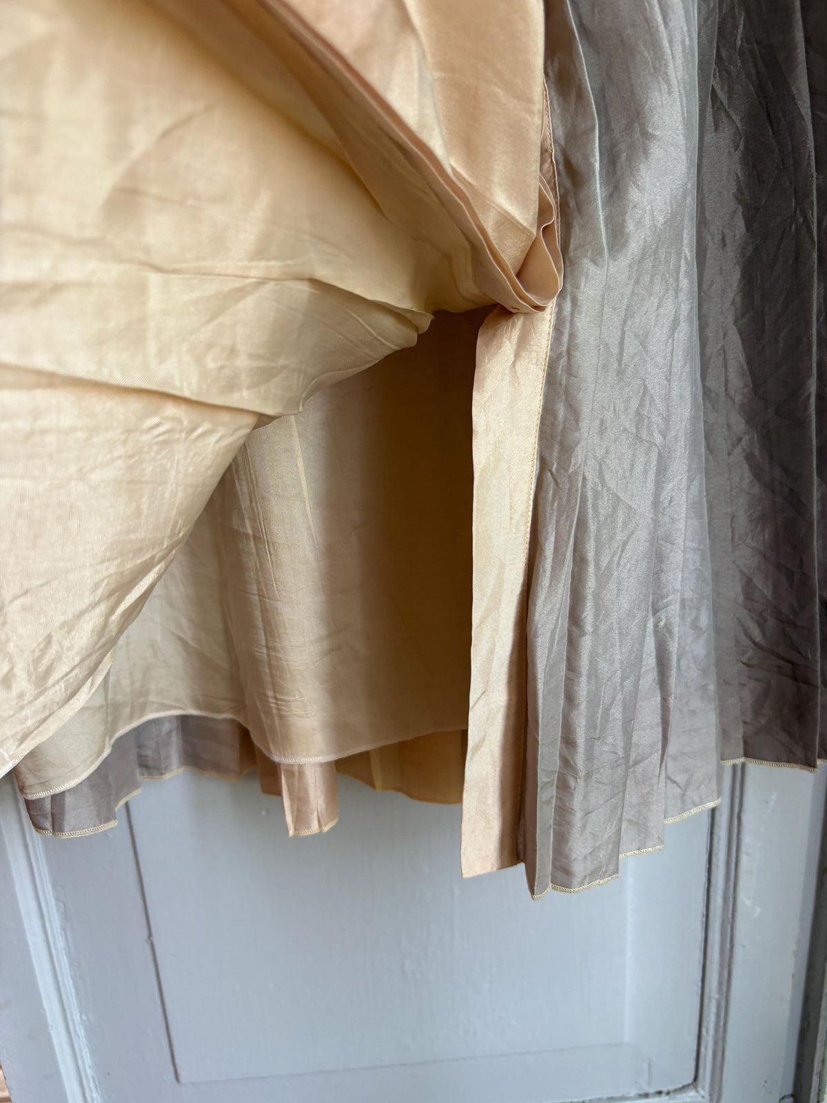Massimo Dutti 100% Silk Pleated Midi Skirt | Luxe Neutral Champagne Beige | Minimalist Elegant Skirt