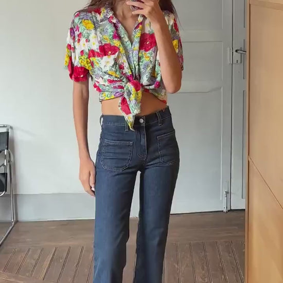 Vintage floral summer blouse – unisex button-up shirt, bold colorful print, size 41/42, , tie-knot top, 80s/90s retro style