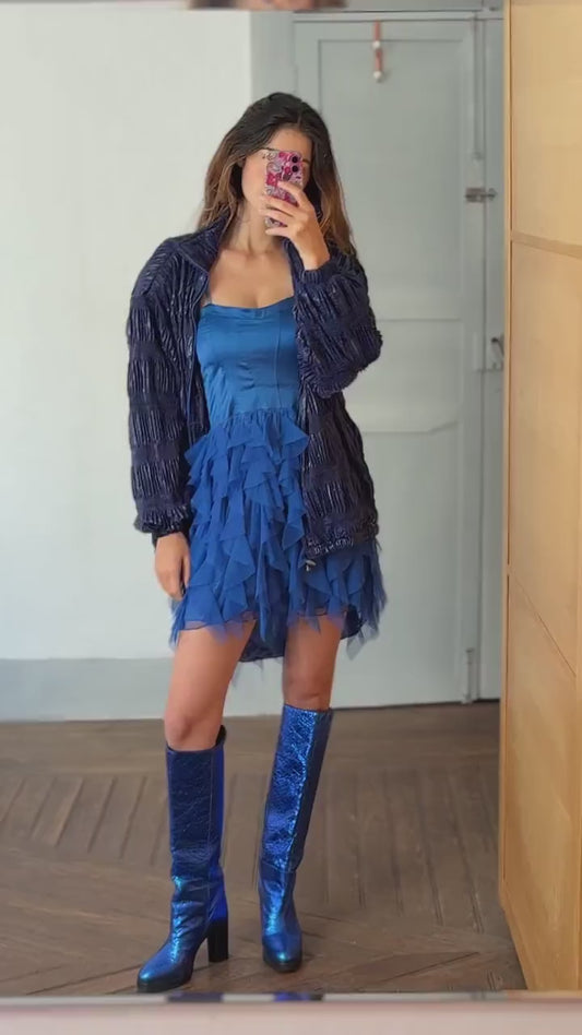 Vintage blue jacket aesthetic unique piece with padded shoulders statement piece in great condition