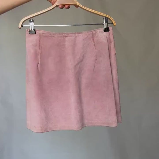 Vintage Gapelle pink suede mini skirt, Petite body frame mini skirt, genuine leather, A line fit, minimalist chic, Size US XXXS
