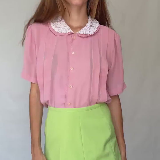 Vintage pink blouse with white lace collar M – cottagecore romantic short sleeve button up shirt