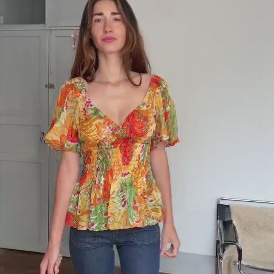 Vintage silk summer blouse – 100% silk floral print top with flutter sleeves, dreamy feminine lightweight fit, bright boho top