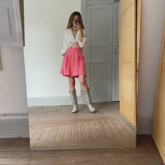 True vintage pink charlot short, Elegant Vibrant pants from the 70s