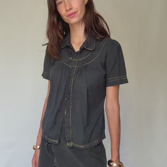 Dark academia puff sleeve blouse US M – 100% cotton black short sleeve top with contrast stitching and peter pan collar, Spanish vintage