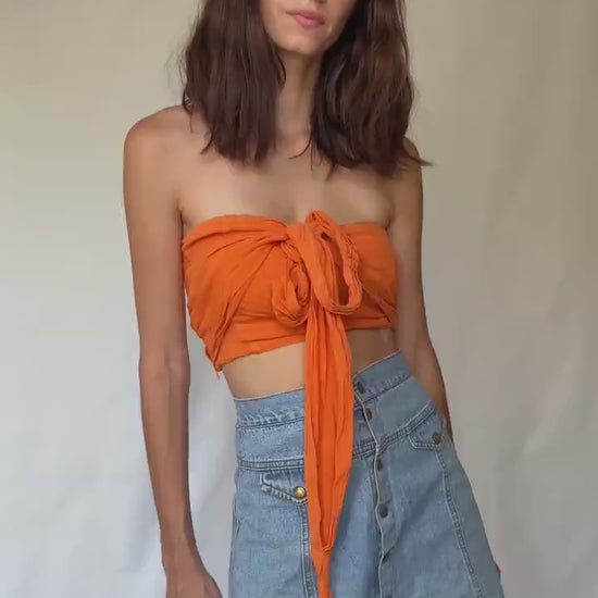 Vintage orange crop top, linen, elasticized bust, back zipper, adjustable straps, coastal grandmother, US M, casual picnic