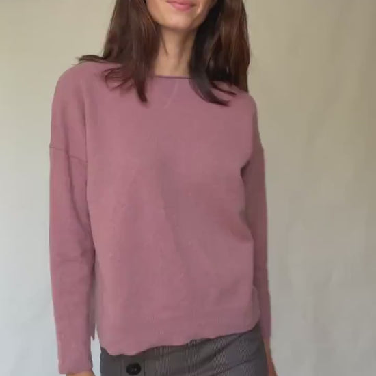 Massimo Dutti dusty pink jumper, wool cashmere blend feel, relaxed fit, ribbed cuffs and hem, minimalist chic, Size M, everyday comfort