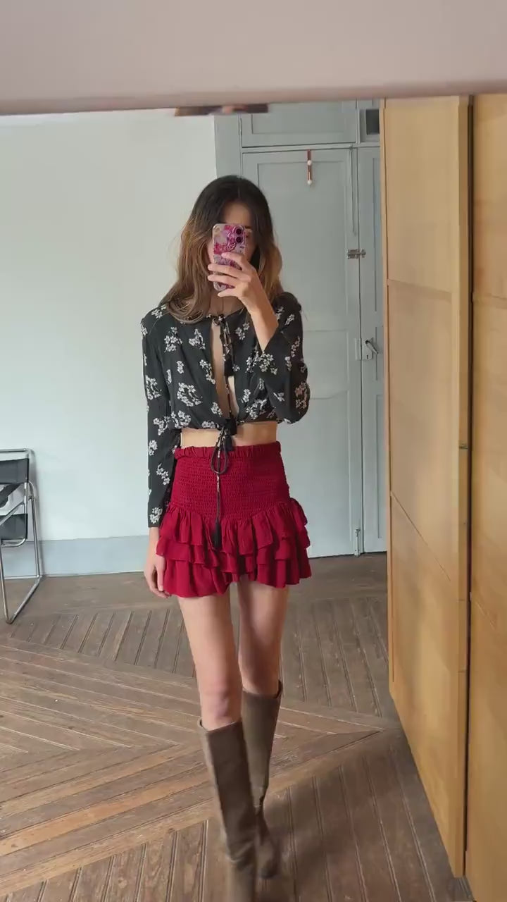 Vintage floral tie-front blouse, boho cropped top, romantic dark academia aesthetic, feminine retro long-sleeve shirt, festival fairycore