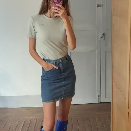 Vintage G-Star Raw Slim Fit T-Shirt – Sustainable, Minimalist, Streetwear Style, Size XS -S