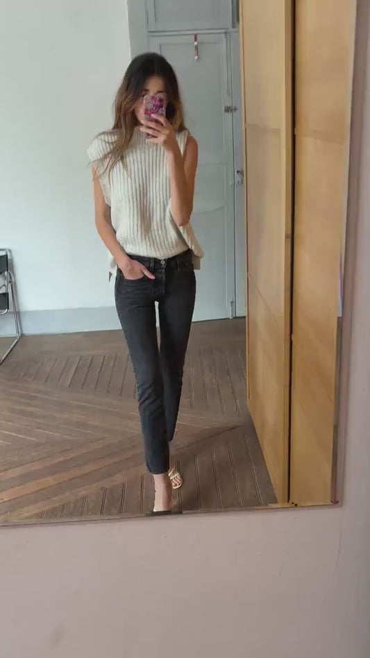 Vintage Levi’s Skinny Jeans – Washed Black / Dark Grey