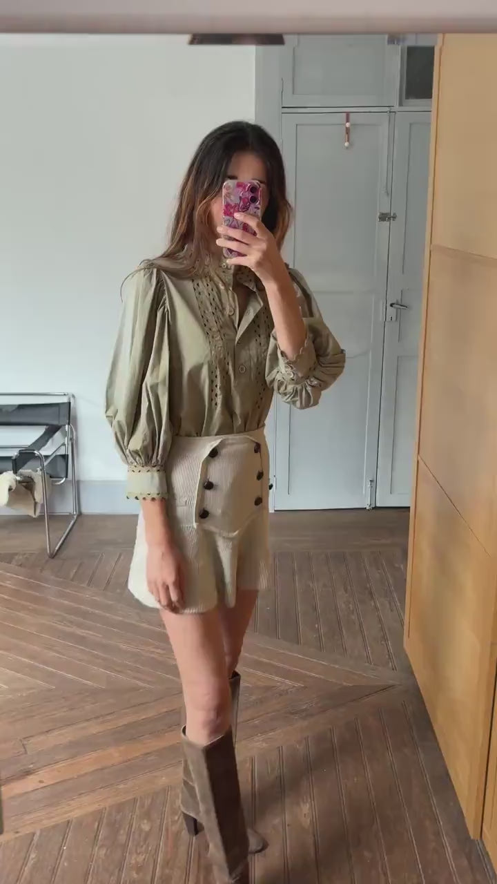 Vintage Antik Batik Statement Blouse – Romantic & Unique Design