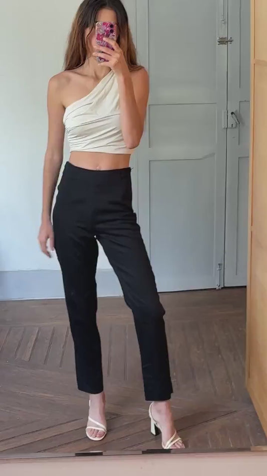 Vintage 100 % wool luxury trousers, Black high waist Italian designer pants, Made in Italy cropped pants