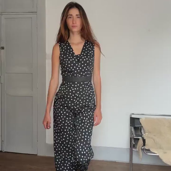 Vintage polka dot jumpsuit – blue dot wide leg one piece, elegant 2000s retro cut, great for petites, summer chic, Size M