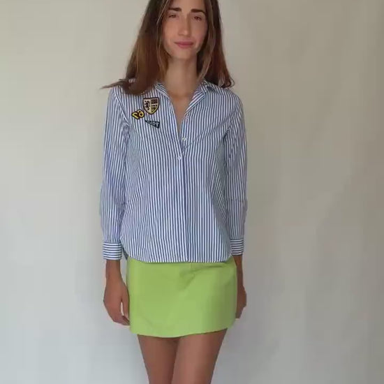 Ralph Lauren crest patch stripe shirt in blue white 100% cotton, preppy Ivy League vibe, schoolcore button-up – fits like US size S