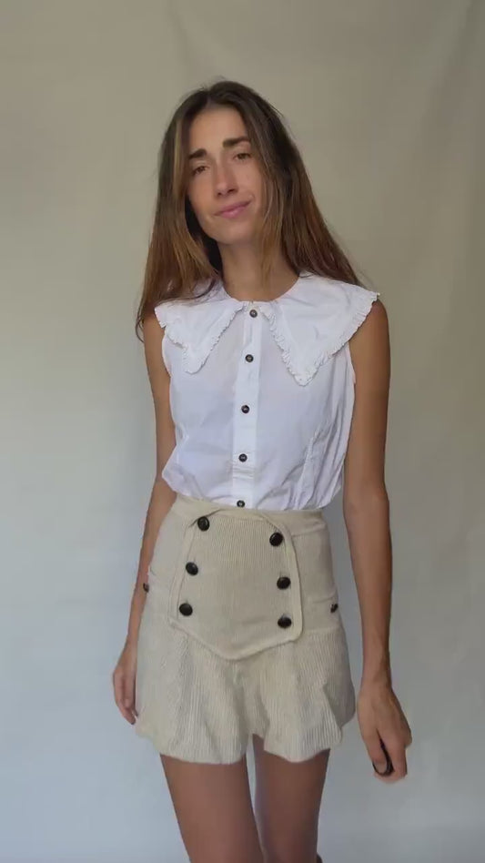 Ganni white ruffle collar blouse with flared shoulders and brown buttons – sleeveless cotton feel top US M cottagecore preppy vibe