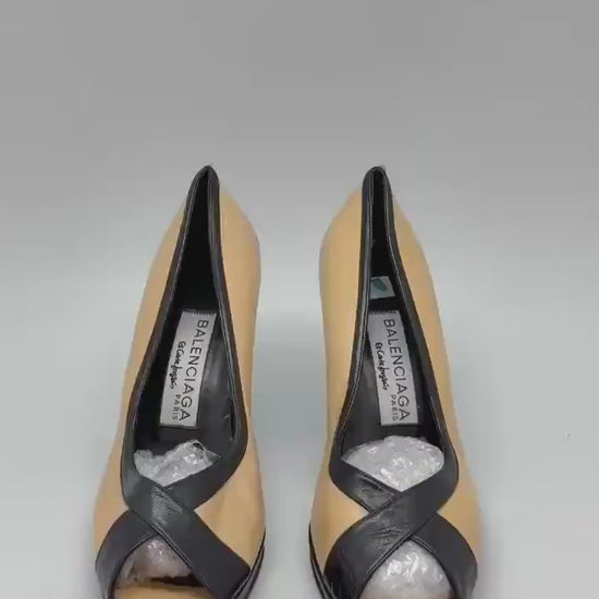 Rare Vintage Balenciaga tan black leather heels US8.5, made in Spain, peep toe sculpted heel, elegant designer shoes in genuine leather