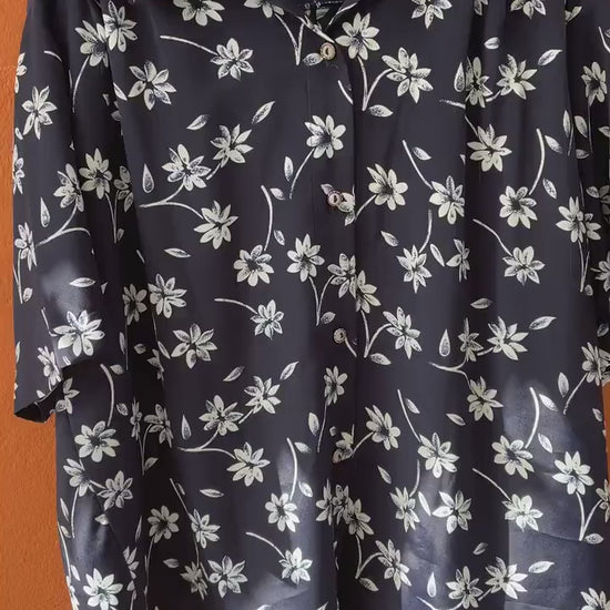 Groovy vintage dark blue and white floral patterned blouse,