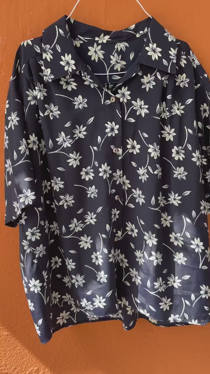 Groovy vintage dark blue and white floral patterned blouse,