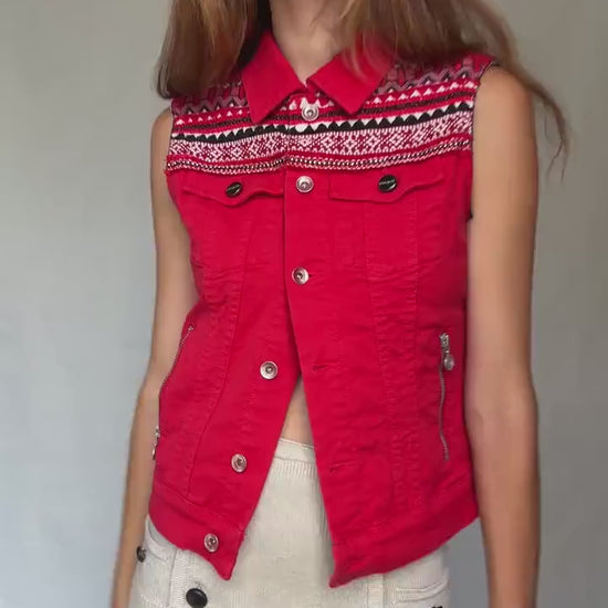 Desigual red sleeveless denim vest with embroidered yoke and bead details – boho western festival jacket size M - EU 38