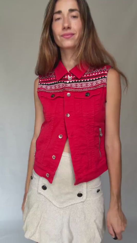 Desigual red sleeveless denim vest with embroidered yoke and bead details – boho western festival jacket size M - EU 38