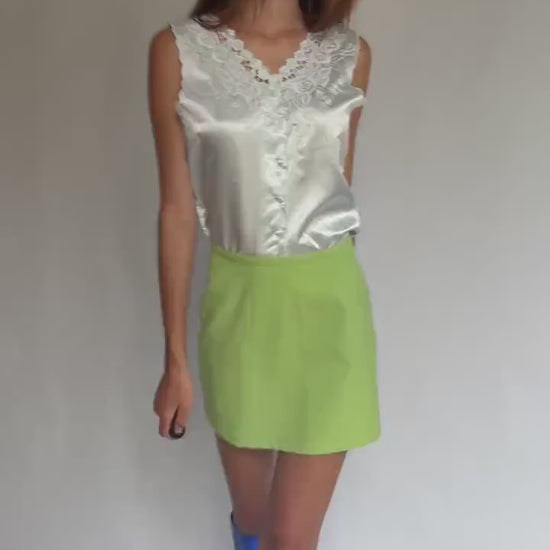 Vintage satin blouse by Cindrela – delicate lace trim & satin buttons – romantic ivory cami top – size 10