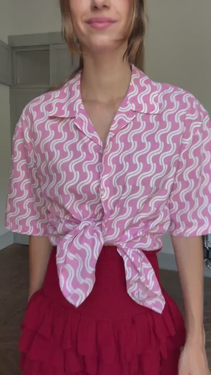 Vintage Groovy Pink Wave Shirt | Secondhand sustainable fashion, Unisex Festival Top | Size M