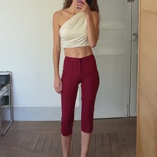 Vintage Red Cropped Designer Trousers | Chic Y2K Culotte Pants | Size XS–S | Tailored Fit
