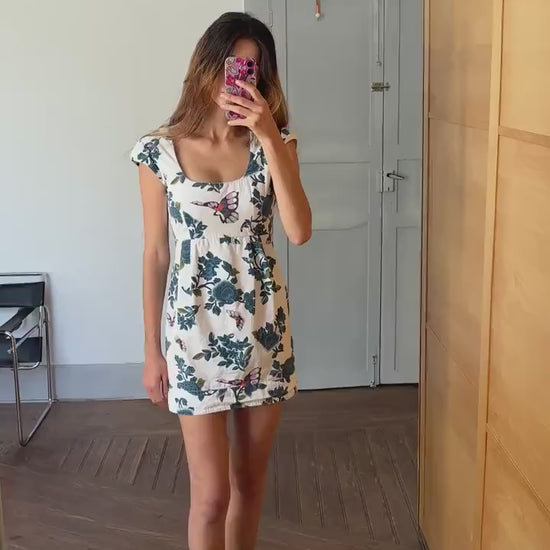Vintage French Connection PETITE mini dress, Floral butterfly print cotton summer, Super cute and sexy mini dress with cap sleeve, Size UK 8