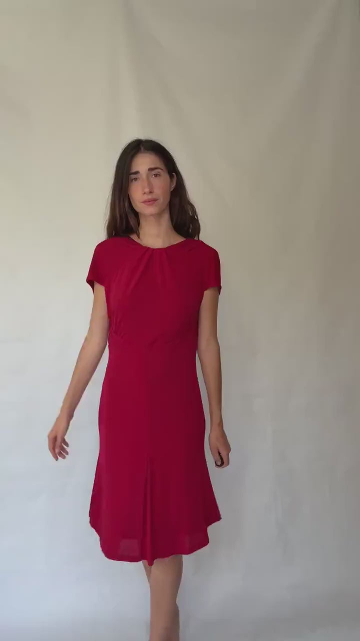 Stylish Red Dress - Stretchy with Back Zipper - Perfect for Romantic Looks - Inspired by Carolyn Bessette-Kennedy - US Size M