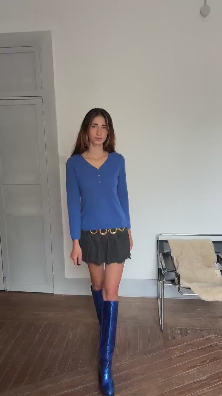 Vintage Caroll Paris 100% Cashmere Sweater in Cobalt Blue – Soft V-Neck Pullover, Timeless French Knit, Secondhand Treasure