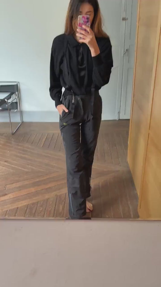 Vintage Black Salewa Ski Pants – Functional & Stylish!
