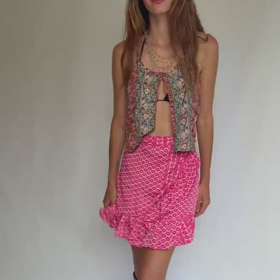 Pink Silk Ruffle Wrap Skirt – Sindia NWT, Size S–L Adjustable, Festival Boho Summer Vibes, Lightweight Vibrant Print, Cottagecore Beach