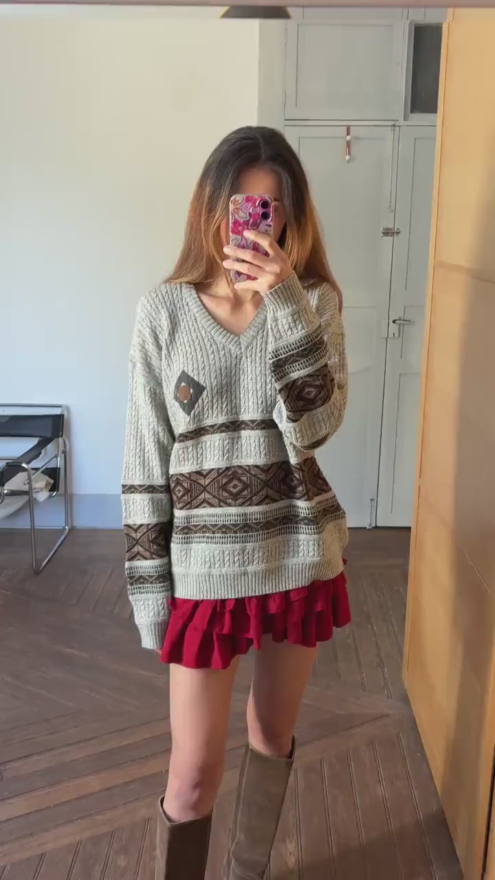 True Vintage light grey jumper by Surf Club, Wool and alpaca blend v neck pullover, Made in Italy retro knit vest